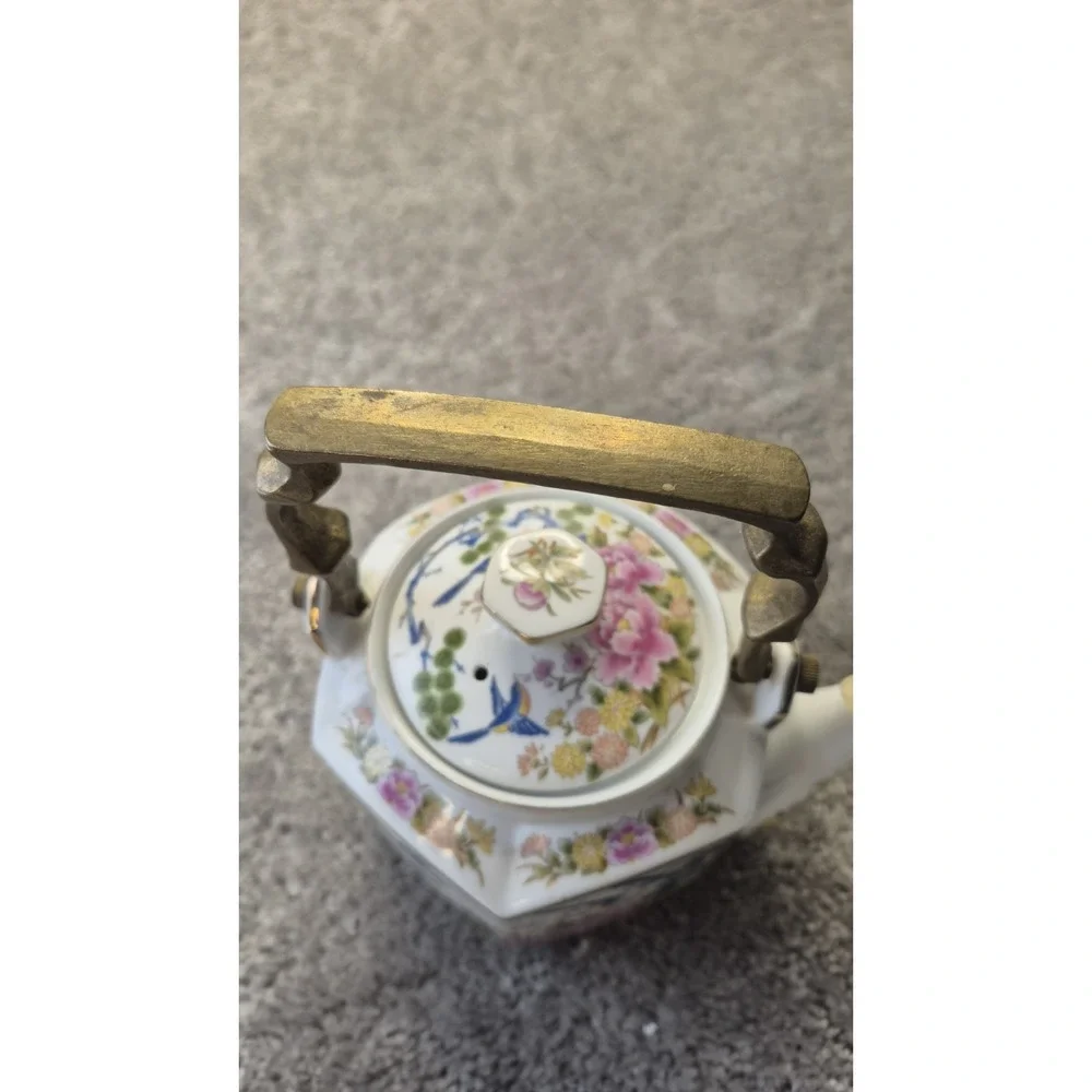 Vtg Japanese Porcelain Teapot‎ Brass Handle w/ Flowers Birds Gold Trim Homco